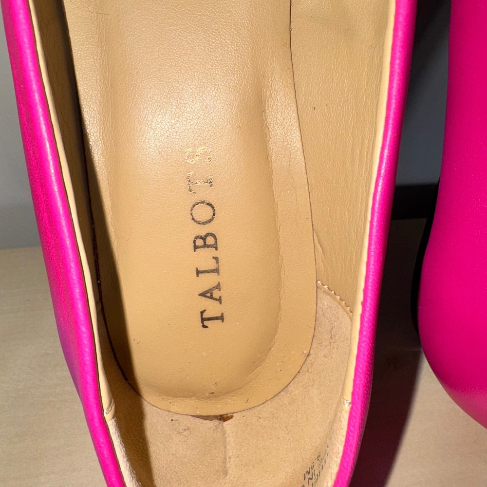 Talbots Hot Pink Leather Ballet Flats Pom Pom Detail Womens 8.5M Fuchsia Shoes - Picture 8 of 16